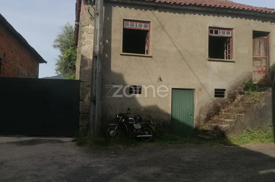 Terreno Rústico e Casas com vista para a Serra do Caramulo — imagem 4