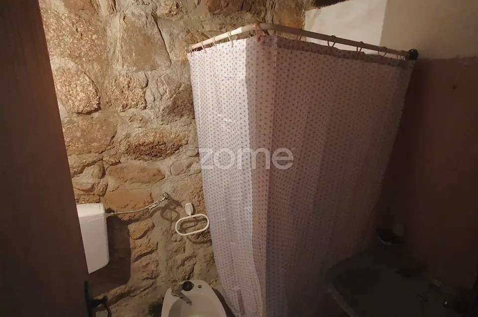 Casa da Esquina: Moradia T3 para venda em Almargem (Viseu) — imagem 11