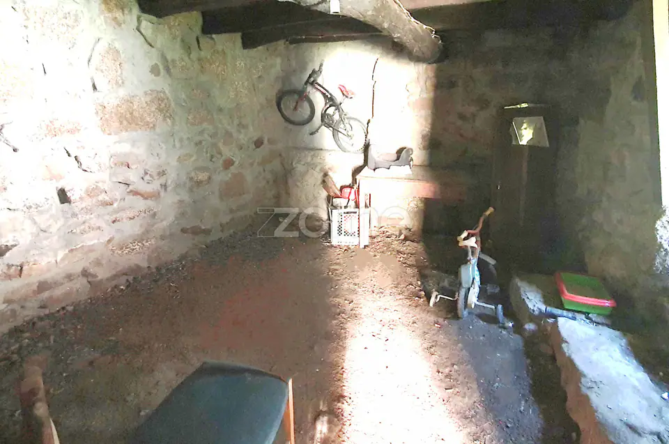 Casa da Esquina: Moradia T3 para venda em Almargem (Viseu) — imagem 12