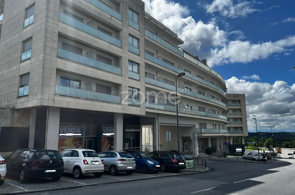 Excelente Loja Comercial – Quinta da Alagoa I com 81,5 m² de área útil — imagem 4