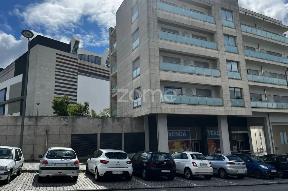Excelente Loja Comercial – Quinta da Alagoa I com 81,5 m² de área útil — imagem 13