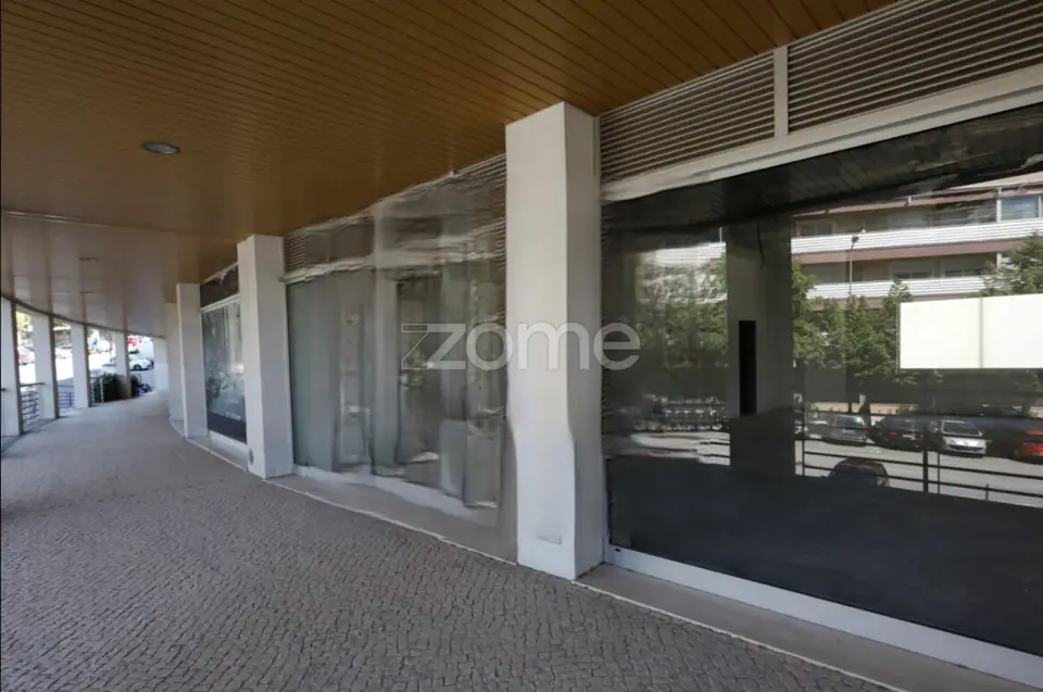 Excelente Loja Comercial Quinta da Alagoa I Próximo ao Palácio do Gelo — imagem 14