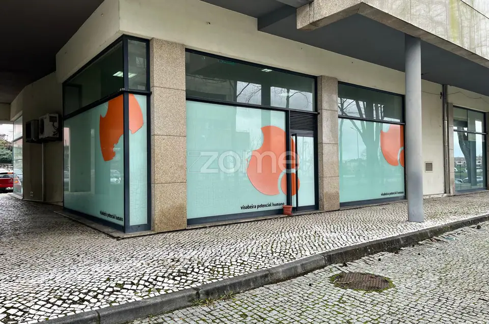 Loja Comercial 80 m2 - Garagem fechada - Para Investidores - Arrendada — imagem 15