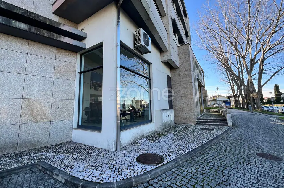 Loja Empreendimento VILLATRIUM Excelente oportunidade de investimento — imagem 14