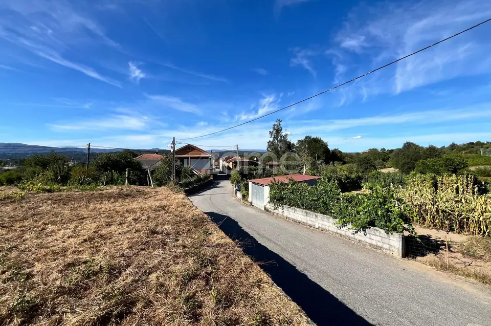 Moradia para reconstrução em Terreno Exclusivo com lindas vistas. — imagem 13