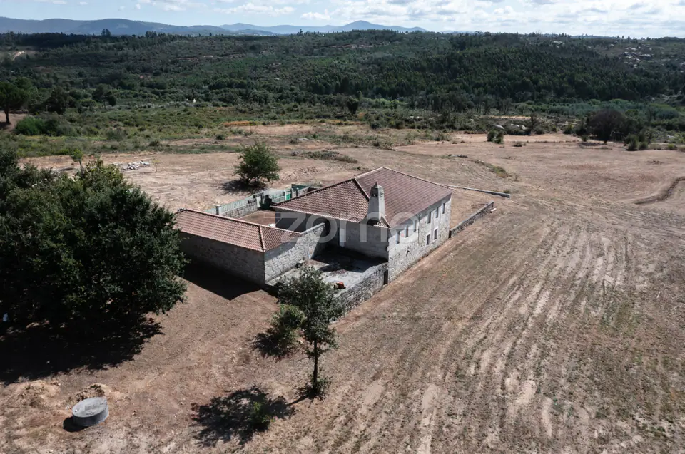 Propriedade Única no Norte de Portugal-Deslumbrante Quinta de 17 HA — imagem 4