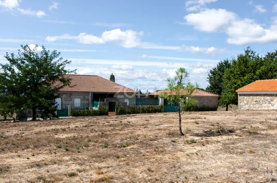 Propriedade Única no Norte de Portugal-Deslumbrante Quinta de 17 HA — imagem 26