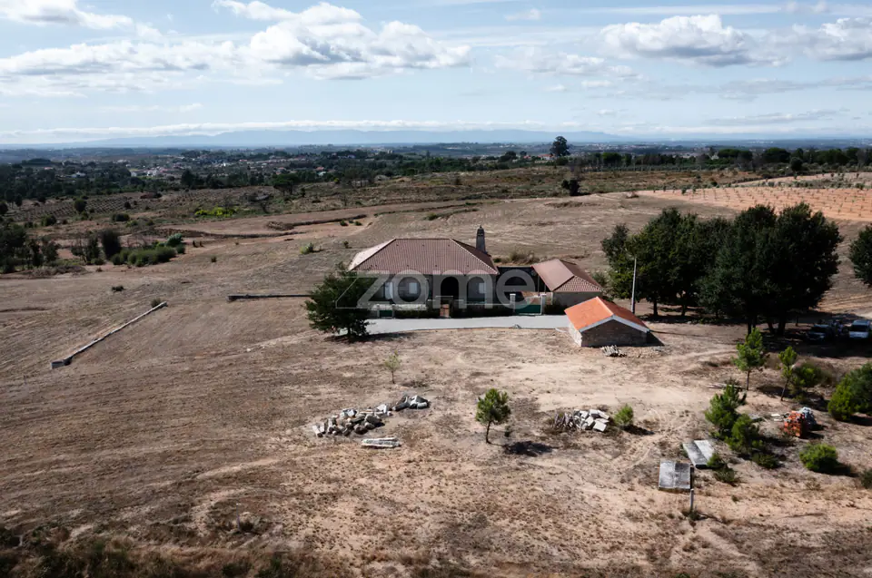 Propriedade Única no Norte de Portugal-Deslumbrante Quinta de 17 HA — imagem 6