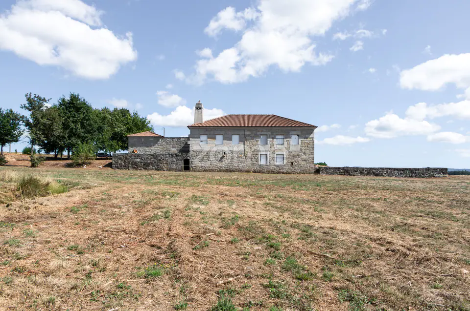 Propriedade Única no Norte de Portugal-Deslumbrante Quinta de 17 HA — imagem 30