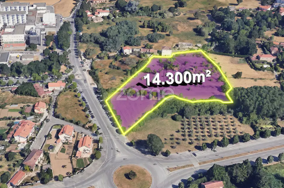 Terreno Urbanizável Premium - Região Central de Viseu - 14.300 m2 — imagem 1