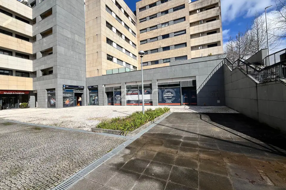 Loja Comercial - Empreendimento Quinta do Bosque II — imagem 1
