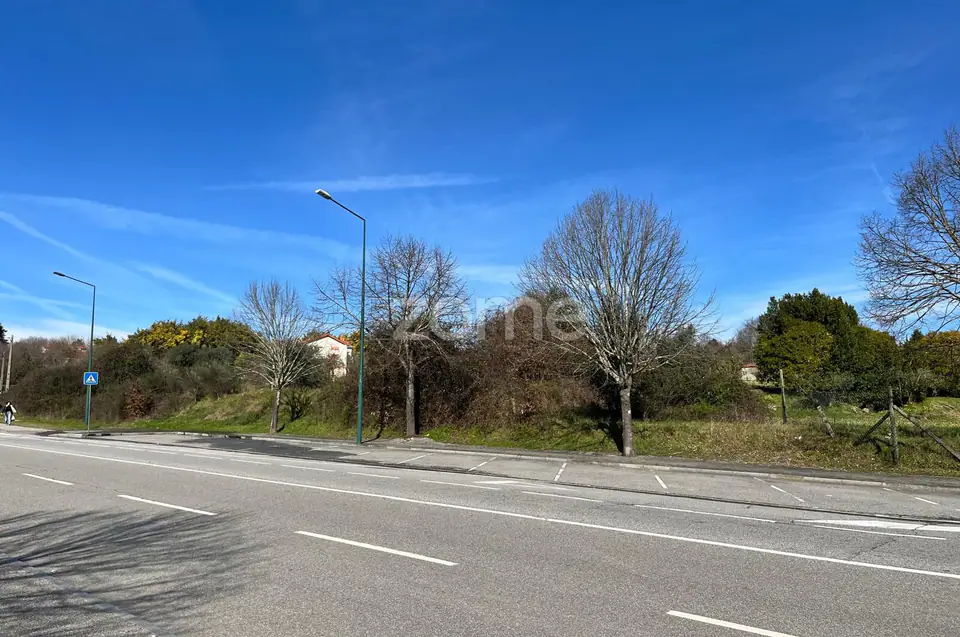 Terreno com elevado potencial urbanístico em zona estratégica de Viseu — imagem 11