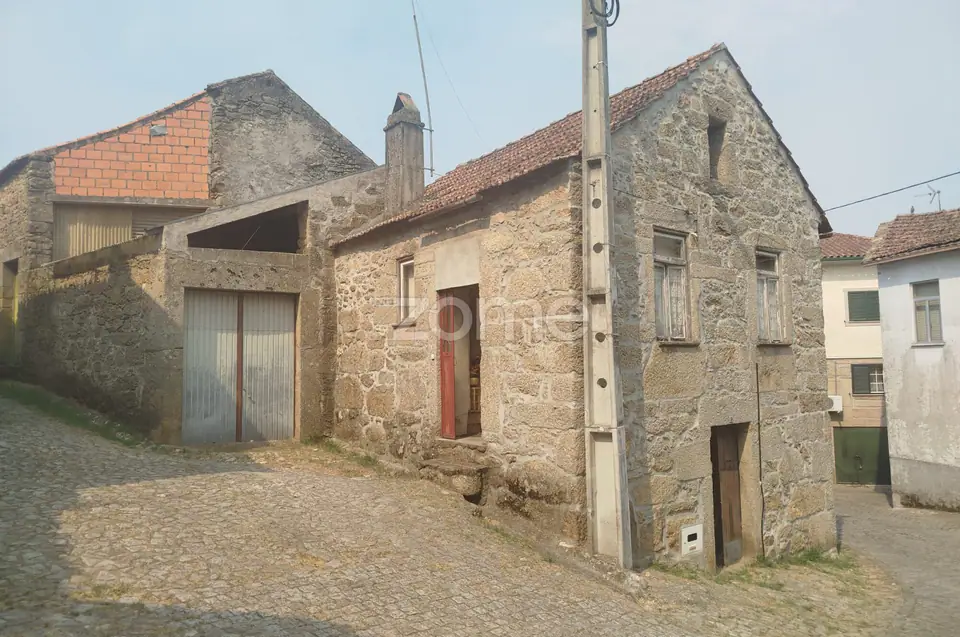 🏡 Moradia T2 em Pedra Rústica Tipicamente Beirã – Abrunhosa do Mato, — imagem 2