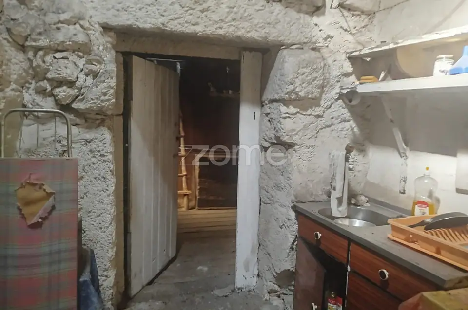 🏡 Moradia T2 em Pedra Rústica Tipicamente Beirã – Abrunhosa do Mato, — imagem 32