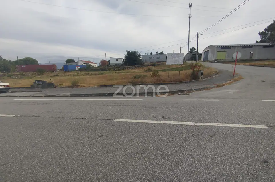 Lote Urbano em Alto da Torre – Vistas Únicas para a Serra Da Estrela — imagem 3