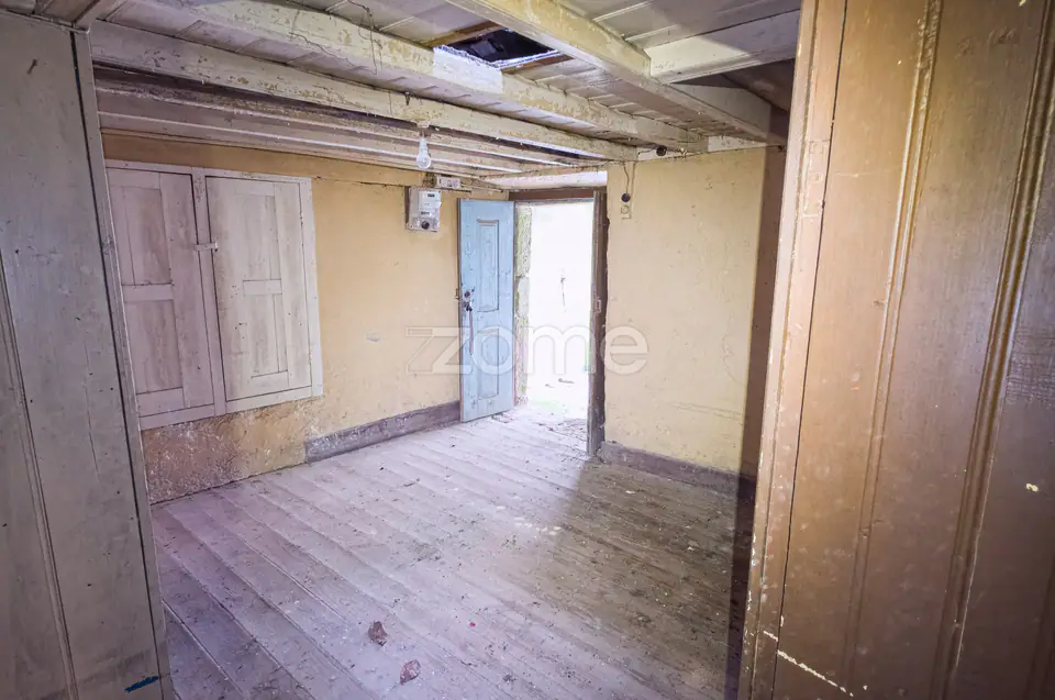 Moradia T2 para reconstrução — imagem 7