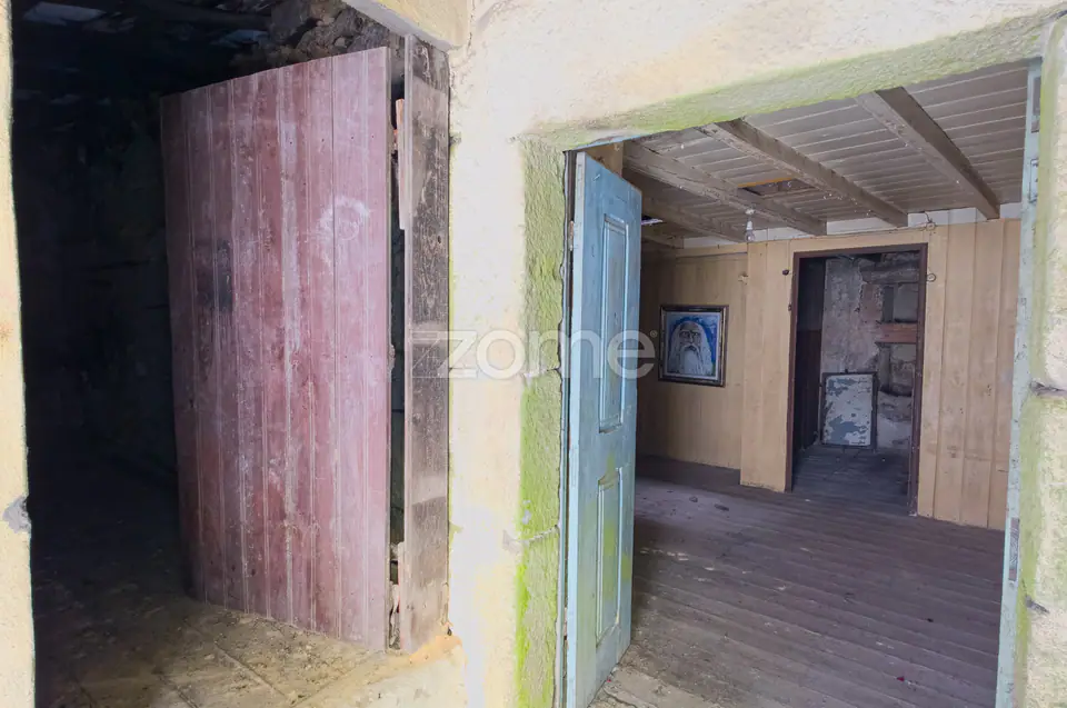 Moradia T2 para reconstrução — imagem 5