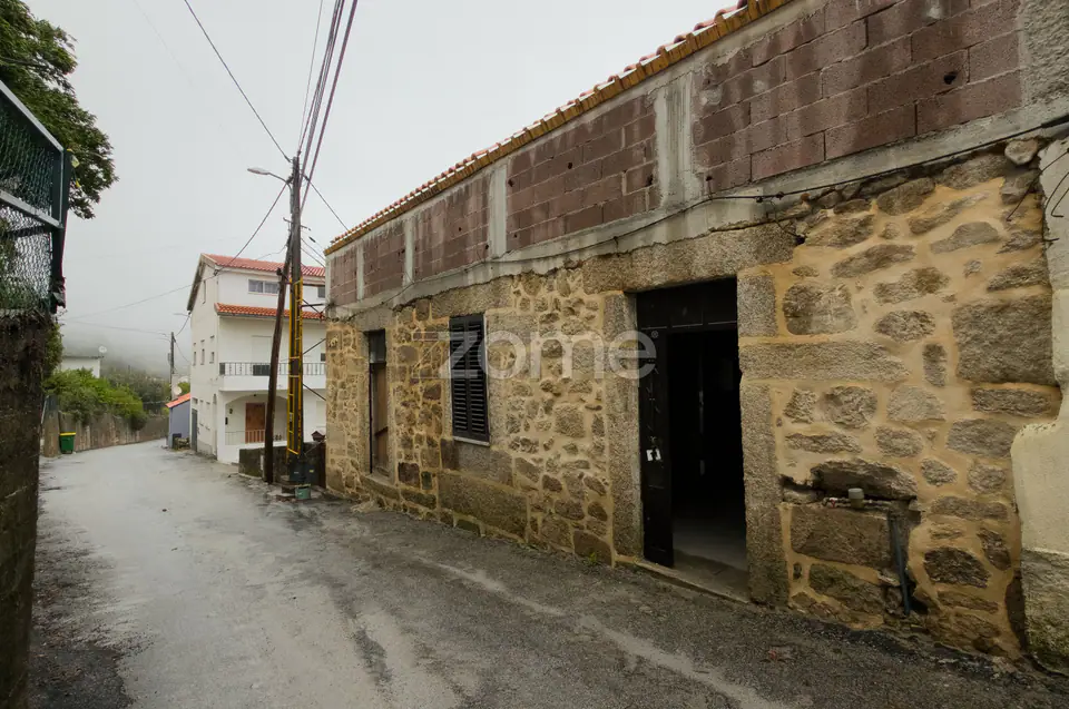 Moradia T5 Totalmente Renovada para venda em Fornos de Algodres — imagem 5