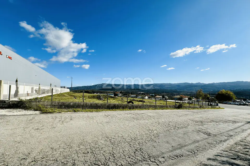 Terreno Urbano na Zona Industrial de Oliveira de Frades — imagem 8