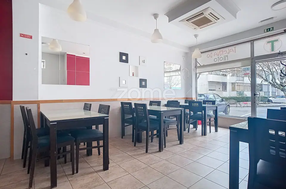 Trespasse Snack-Bar Equipado – Pronto a Trabalhar | Viseu — imagem 1