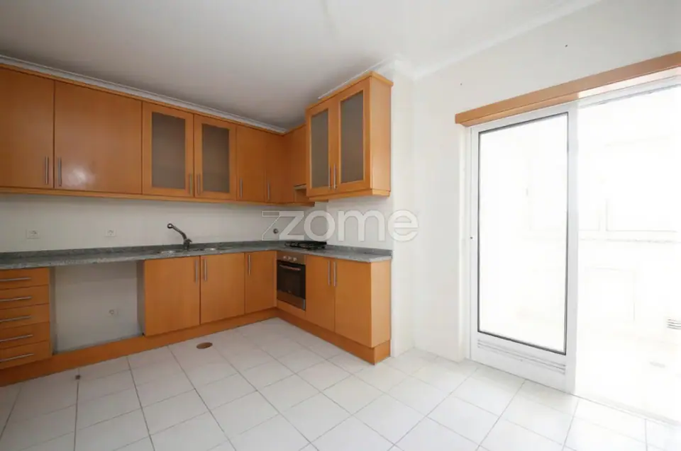 Apartamento T3 Arrendado na Q. Bosque Oportunidade para INVESTIDORES — imagem 4