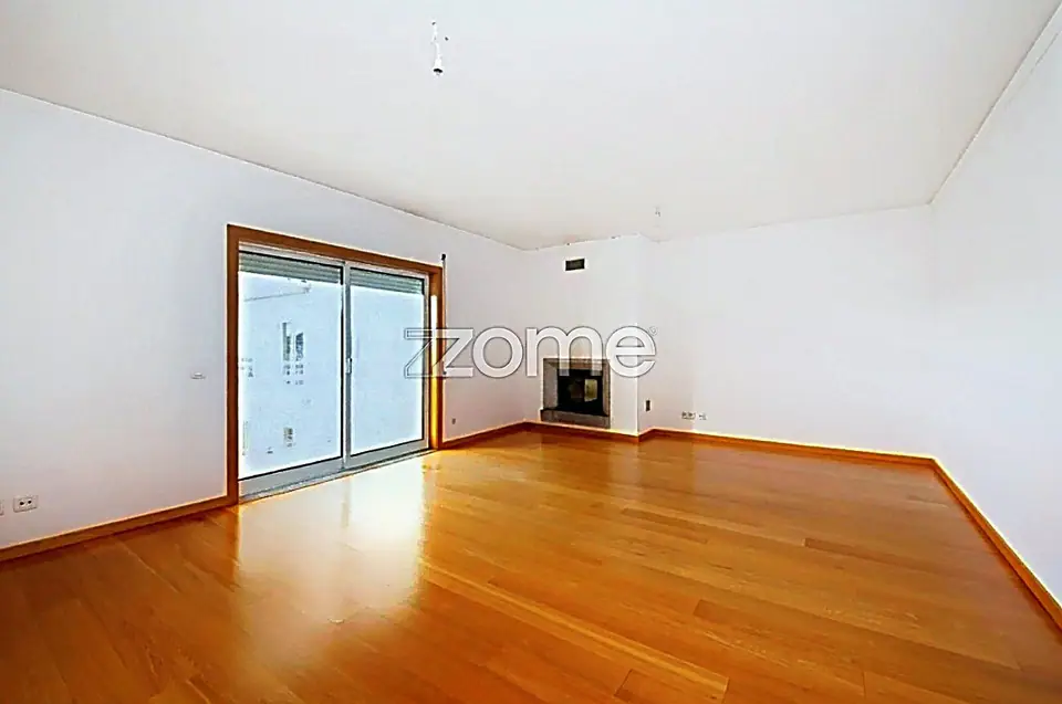 Apartamento T3 Arrendado na Q. Bosque Oportunidade para INVESTIDORES — imagem 3