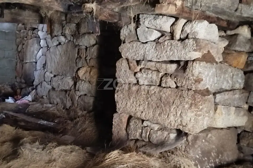 🌿 Moradia em Pedra para Recuperar no Centro de Lamosa – Sernancelhe — imagem 15