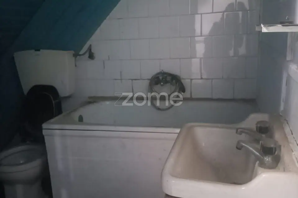 Prédio de 4 Pisos com Grande Potencial de Investimento junto às Termas — imagem 18