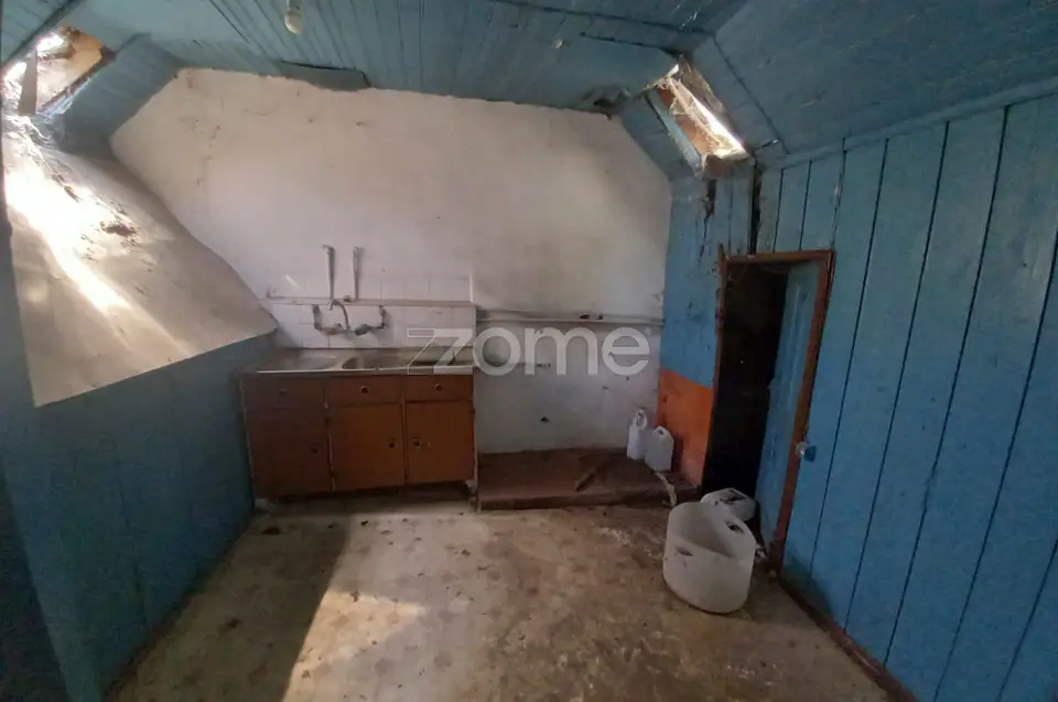 Prédio de 4 Pisos com Grande Potencial de Investimento junto às Termas — imagem 16