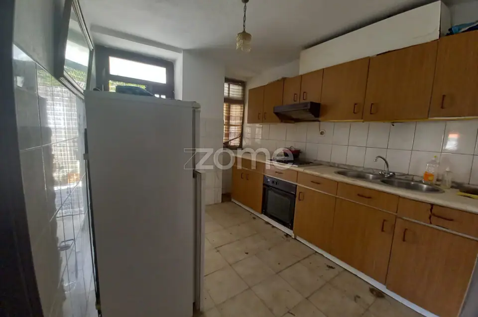 Prédio de 4 Pisos com Grande Potencial de Investimento junto às Termas — imagem 27