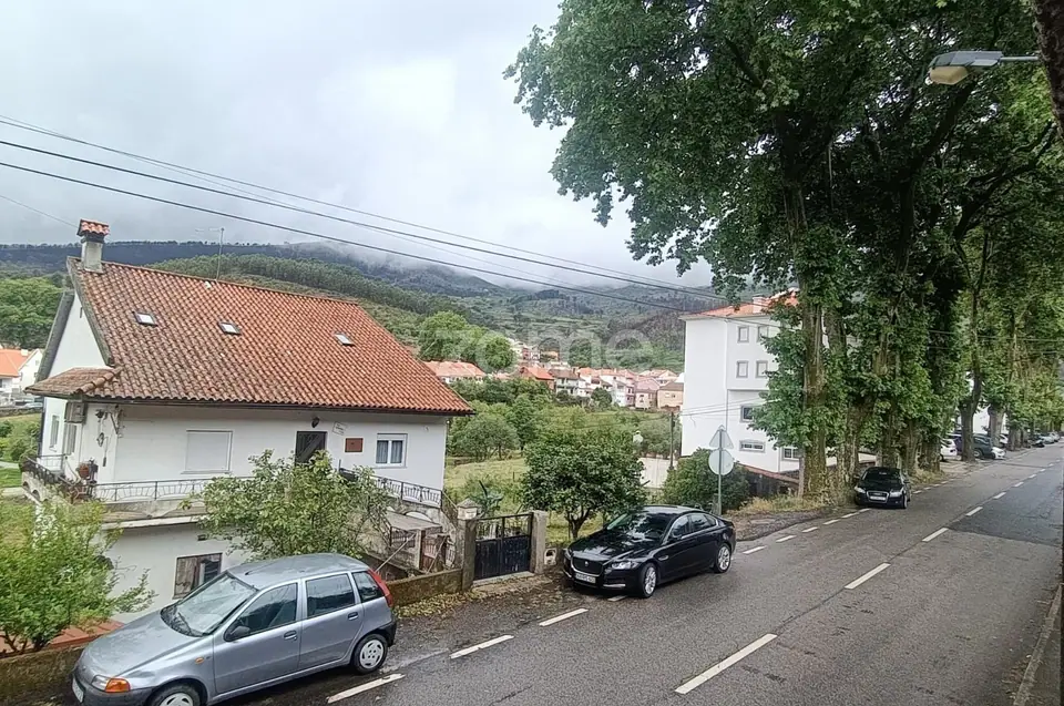 Prédio de 4 Pisos com Grande Potencial de Investimento junto às Termas — imagem 9