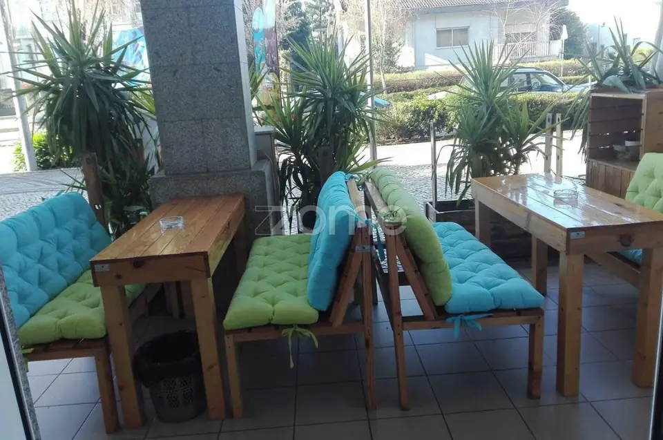 Espaço comercial nas proximidades da Escola Alves Martins. — imagem 11
