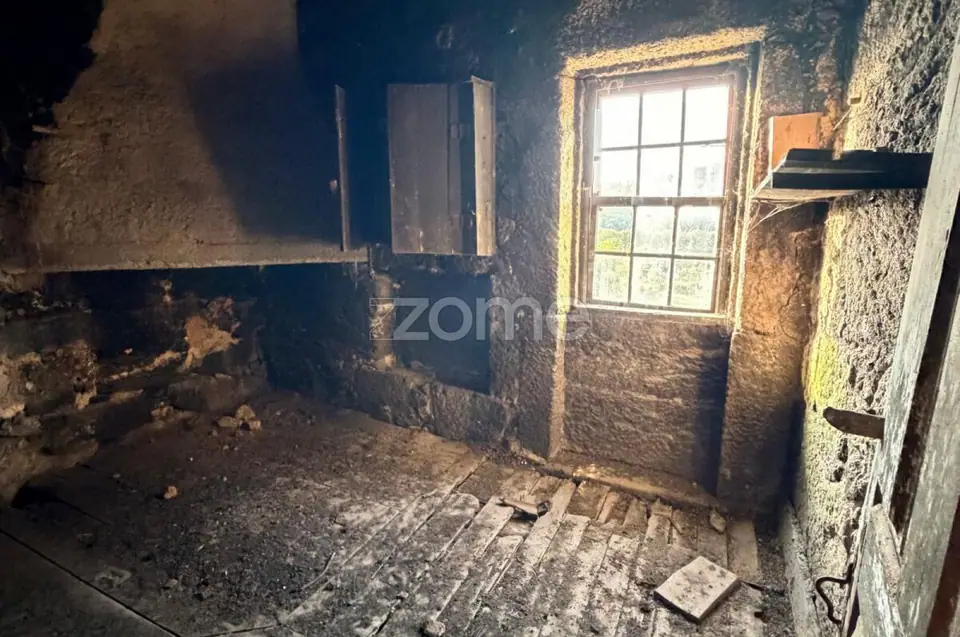 Quinta em Pedra para Recuperar com 3.190 m² na Beira Alta – Um refúgio — imagem 8