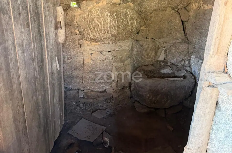 Quinta em Pedra para Recuperar com 3.190 m² na Beira Alta – Um refúgio — imagem 13