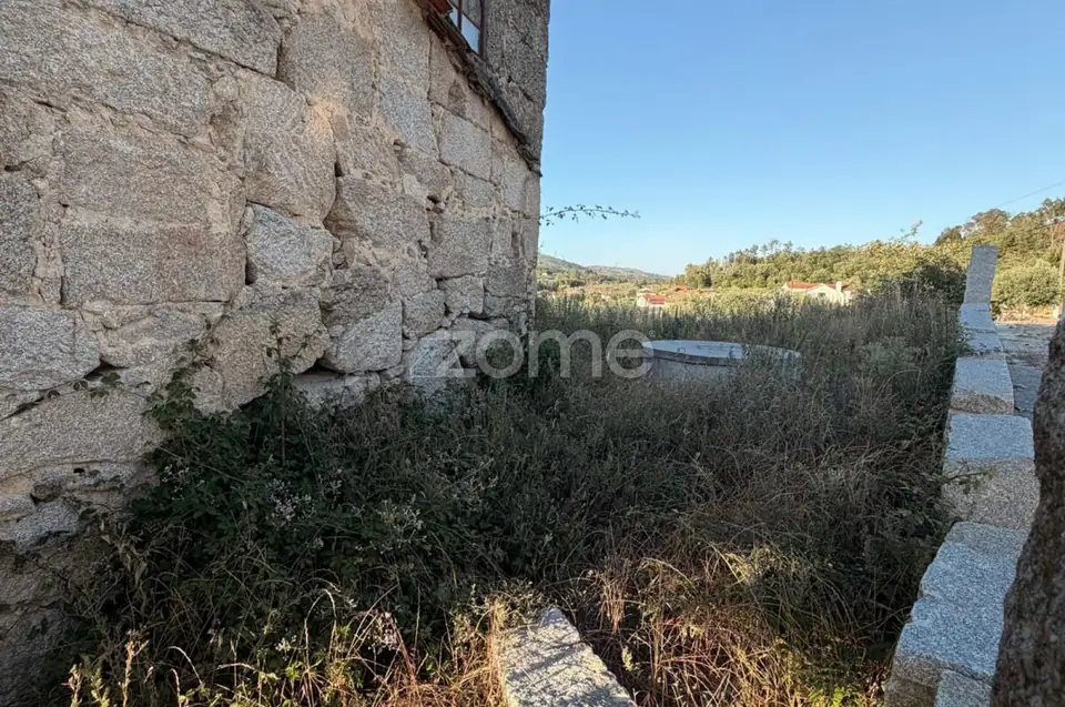 Quinta em Pedra para Recuperar com 3.190 m² na Beira Alta – Um refúgio — imagem 10