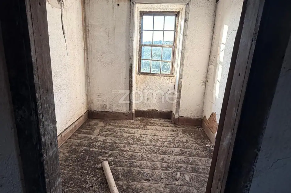 Quinta em Pedra para Recuperar com 3.190 m² na Beira Alta – Um refúgio — imagem 17