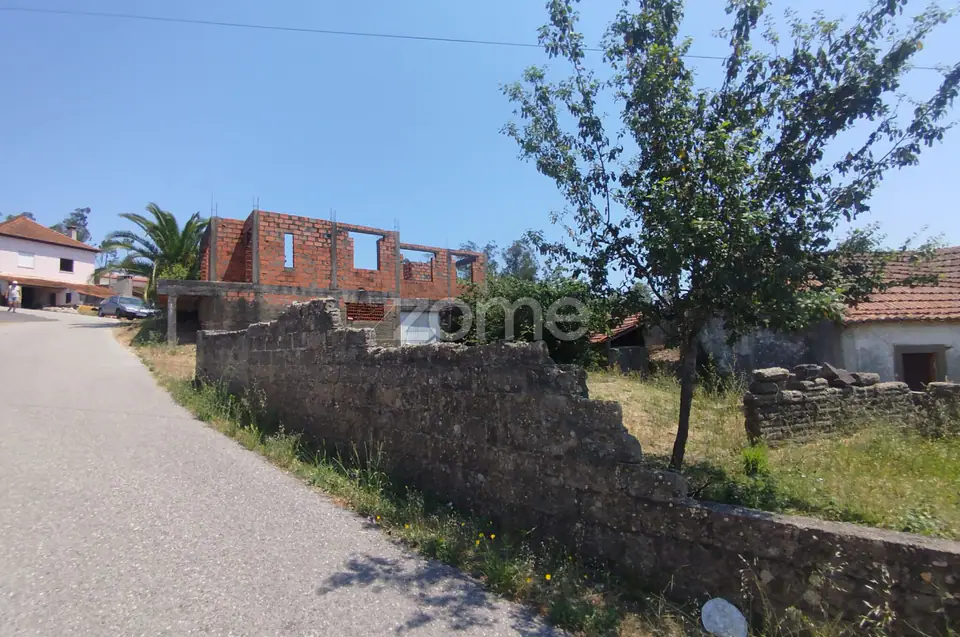 Moradia em Construção com Projeto Aprovado – T2+1 Soure — imagem 8