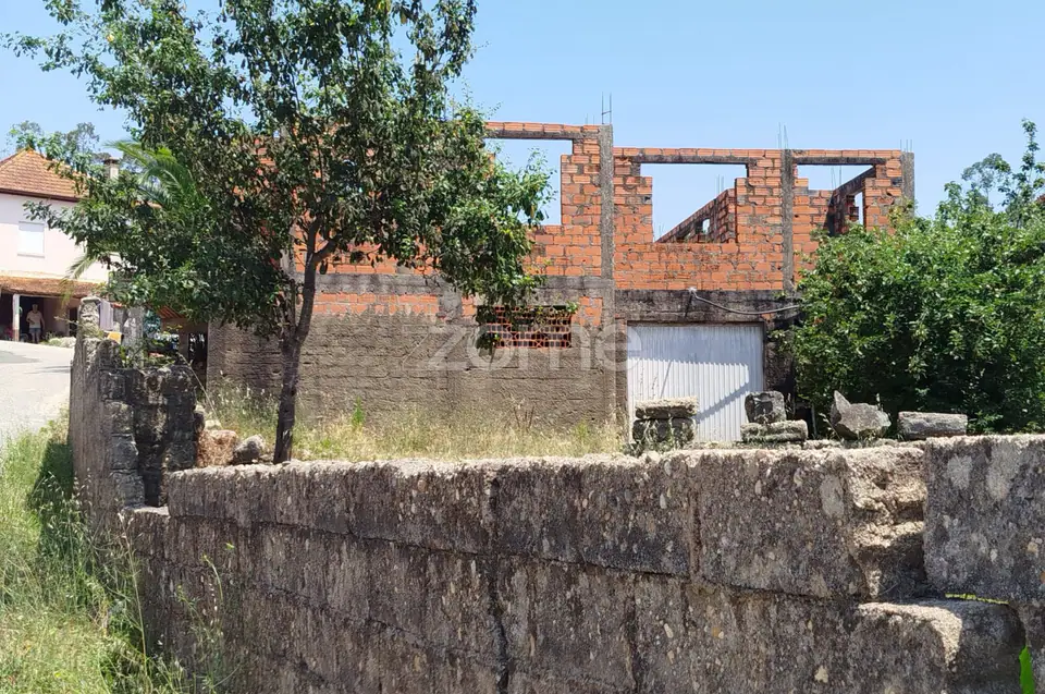 Moradia em Construção com Projeto Aprovado – T2+1 Soure — imagem 9