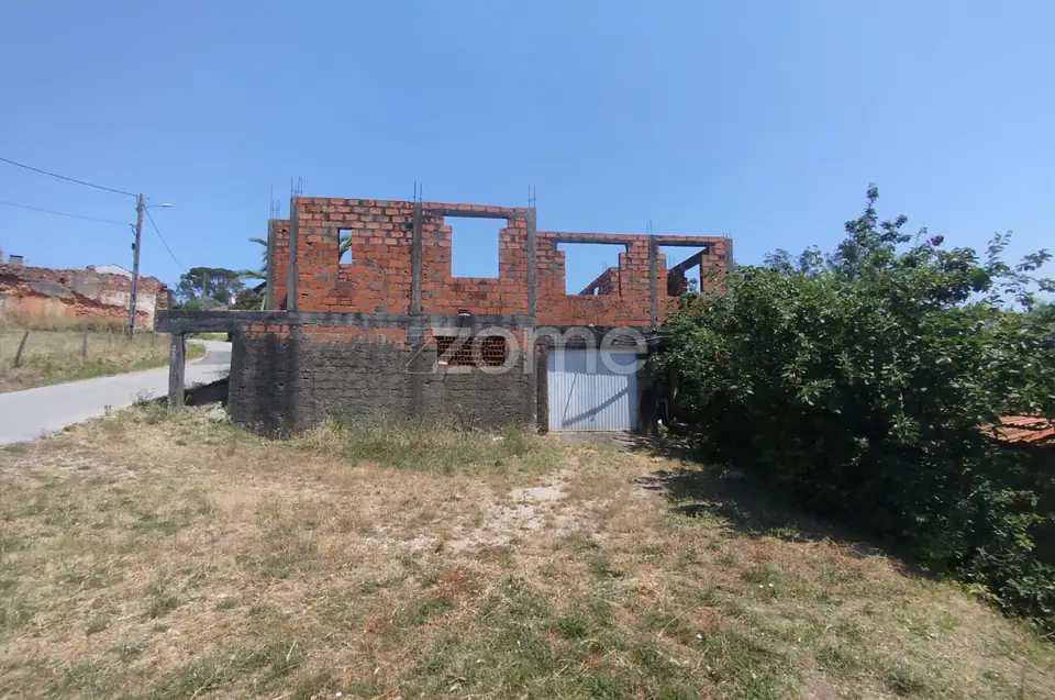 Moradia em Construção com Projeto Aprovado – T2+1 Soure — imagem 15