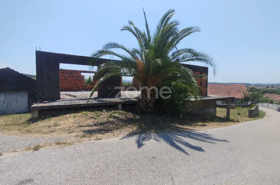 Moradia em Construção com Projeto Aprovado – T2+1 Soure — imagem 5