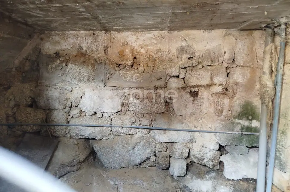 Duas Moradias em Pedra na Beira Alta – Oportunidade Única — imagem 20