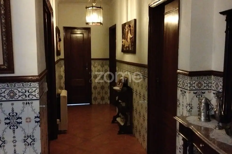 Moradia T6 na cidade da Guarda com elevado potencial — imagem 29