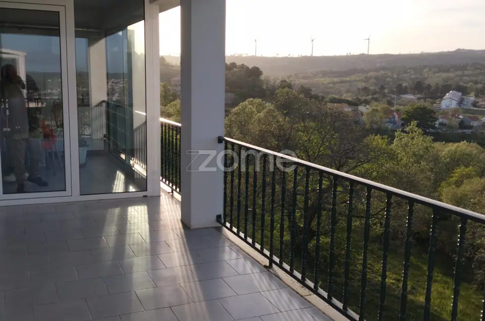 Moradia T6 na cidade da Guarda com elevado potencial — imagem 33