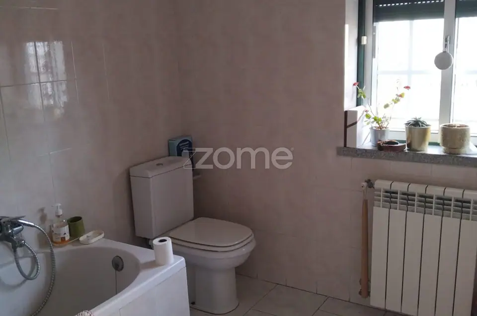 Moradia T6 na cidade da Guarda com elevado potencial — imagem 26