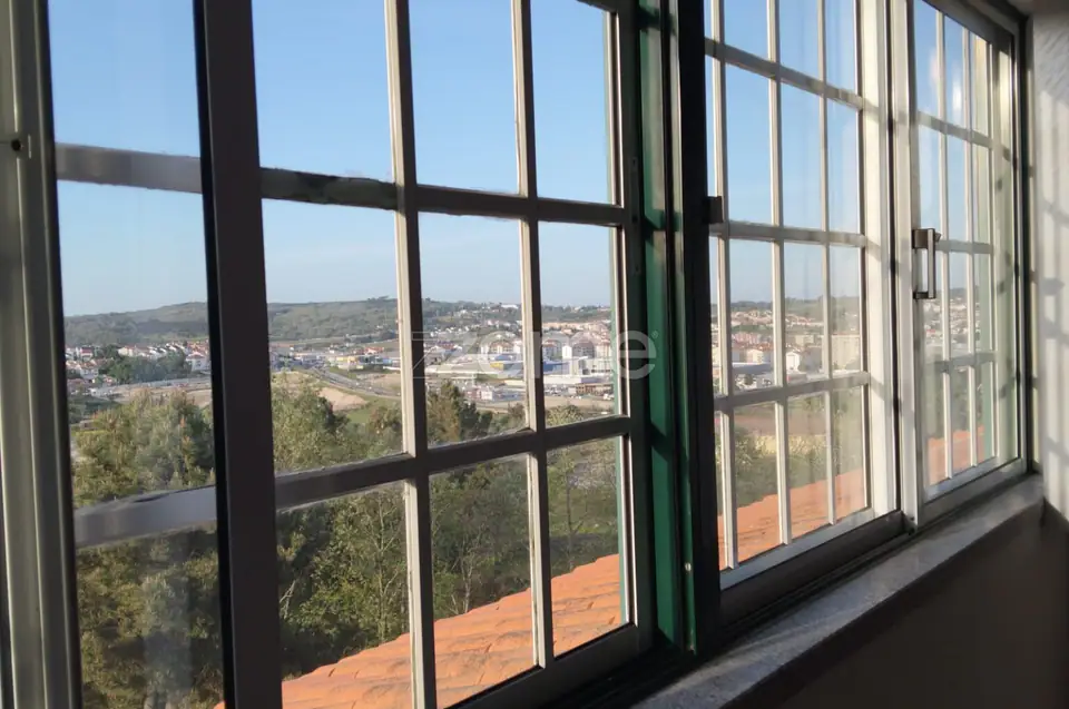 Moradia T6 na cidade da Guarda com elevado potencial — imagem 31