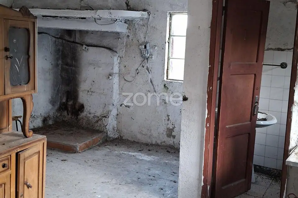QUINTA COM CASA - Travanca de Lagos -Oliveira do Hospital — imagem 2