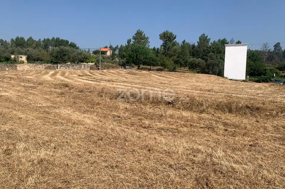 Terreno Urbano — imagem 1