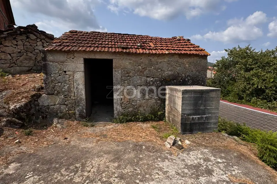 Terreno Urbanizável em Reigoso — imagem 1