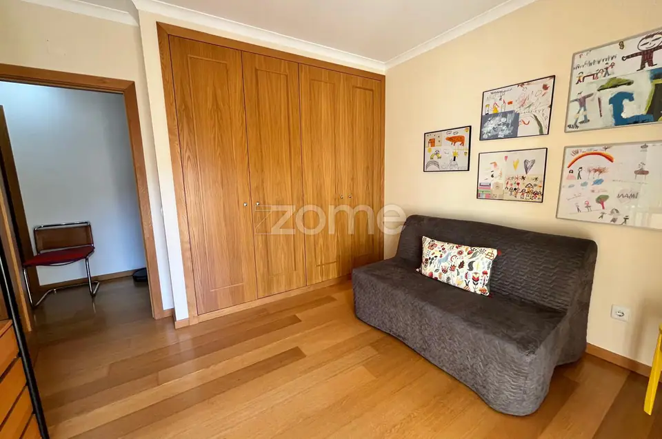 Extraordinário Apartamento T3 na Quinta do Bosque com suíte e varandas — imagem 22
