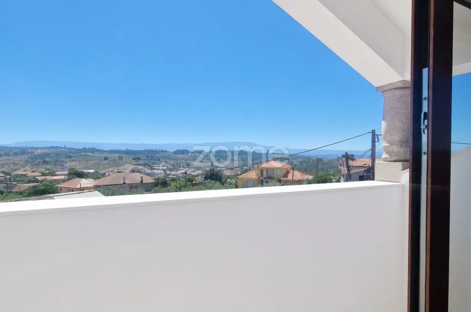 Moradia exclusiva em pedra com 300 m² e vista Serra da Estrela — imagem 17